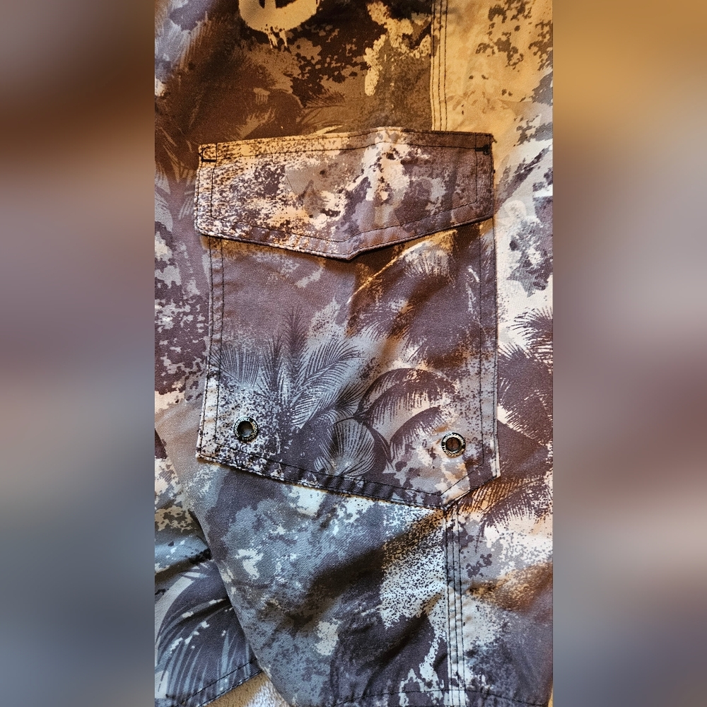 COPY - NWOT men's sized 42, Wonderwall board shorts by Steve & Barry's, palm tr… - Picture 5 of 11